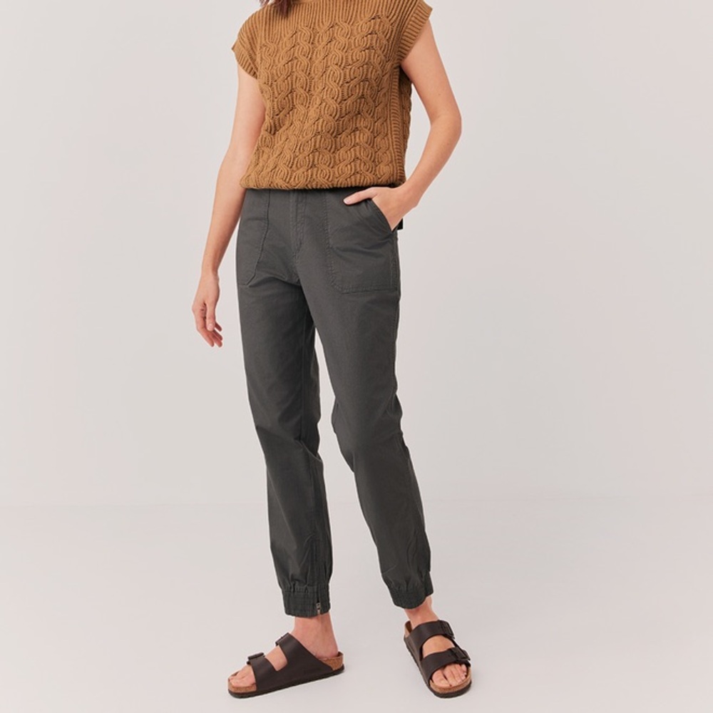 Pact Twill Joggers NWT size Medium storm gray